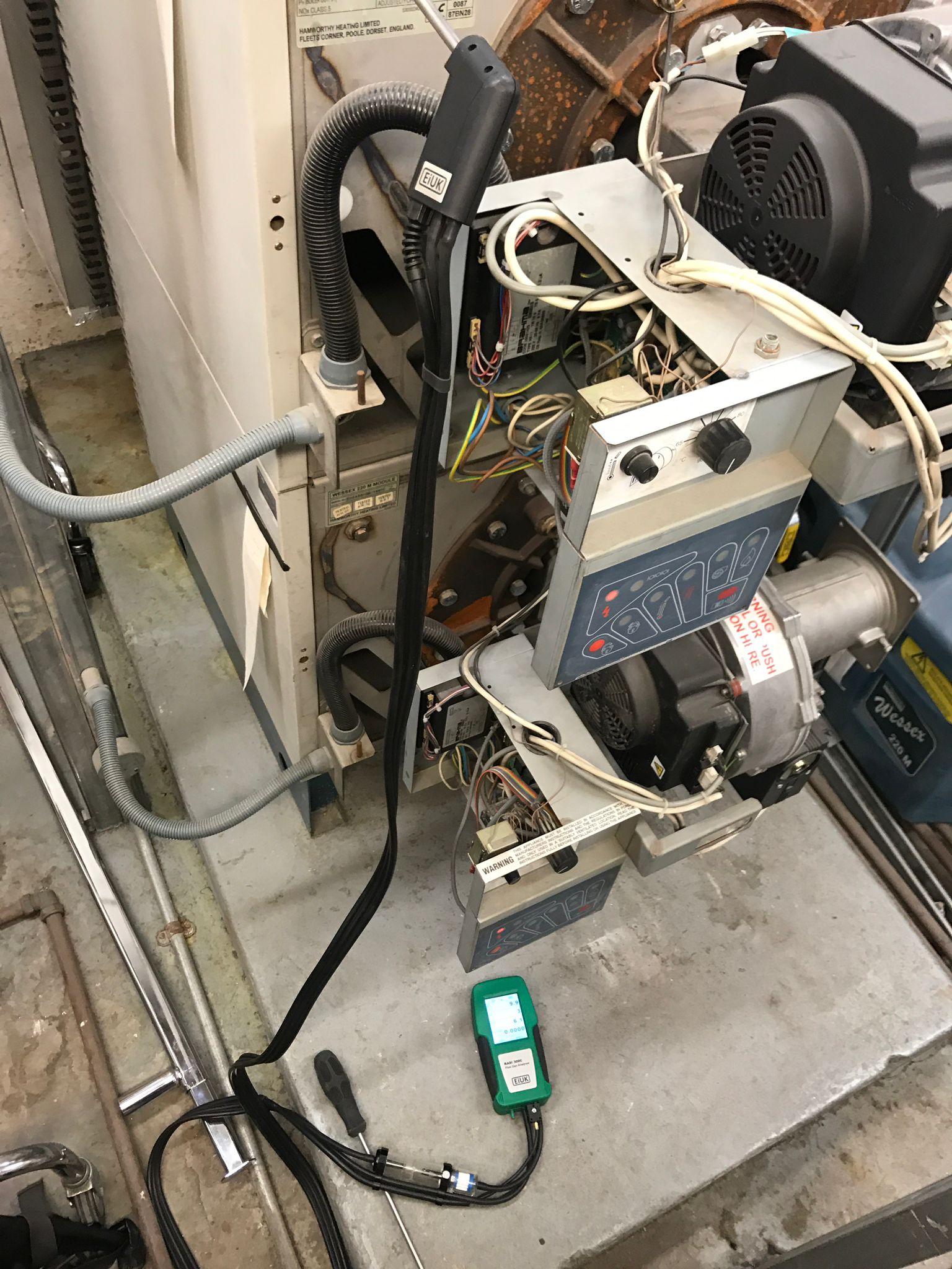 gas safe registered engineer near me Potters Bar, EN6